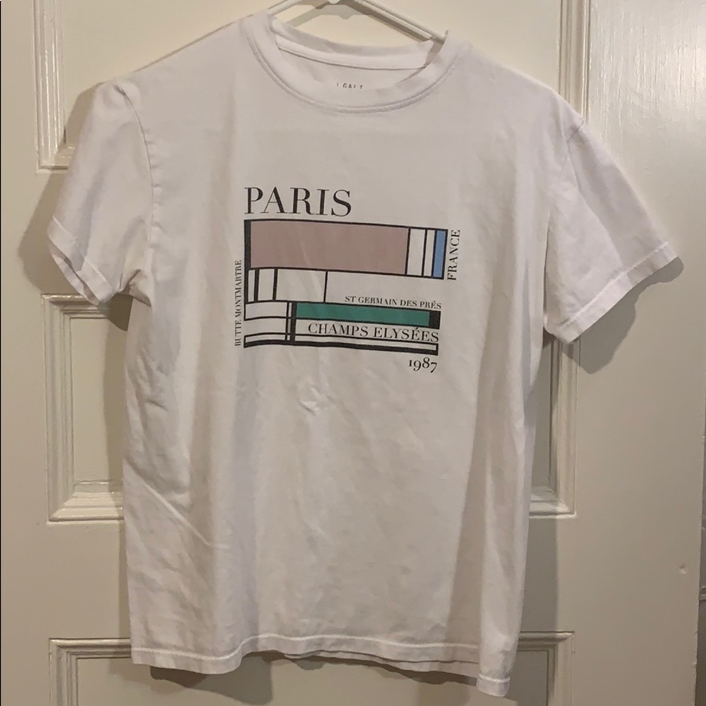 graphic tee :)